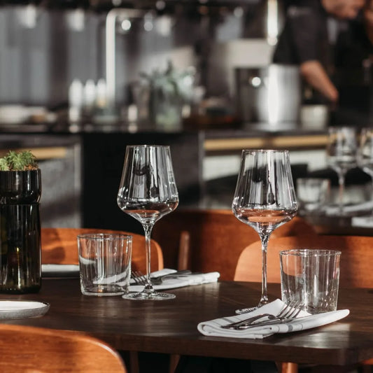 Wat is het verschil tussen rode en witte wijnglazen?